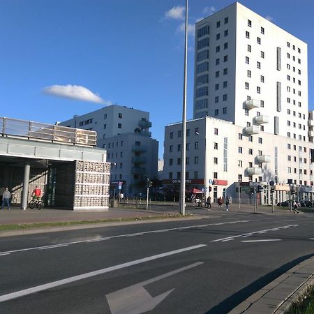 Apartamenty Metro Młociny Varsovia Exterior foto