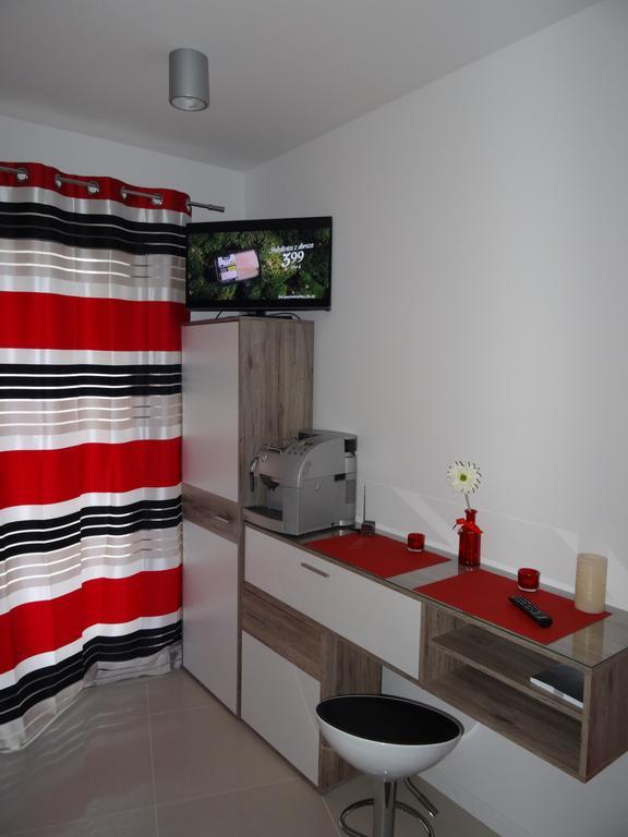 Apartamenty Metro Młociny Varsovia Habitación foto