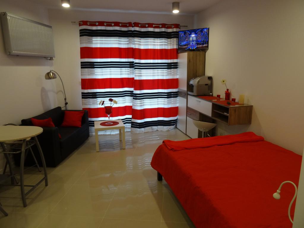 Apartamenty Metro Młociny Varsovia Habitación foto